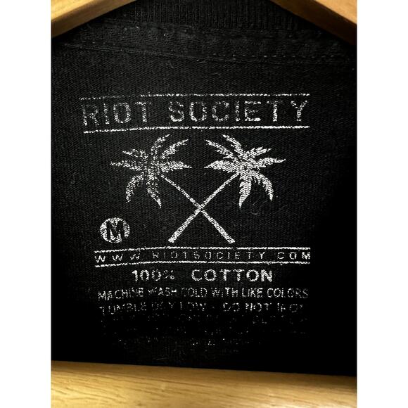 Men's Riot Society Panda Rose Short Sleeve Graphic Cotton T-Shirt - Size M - Picture 2 of 4